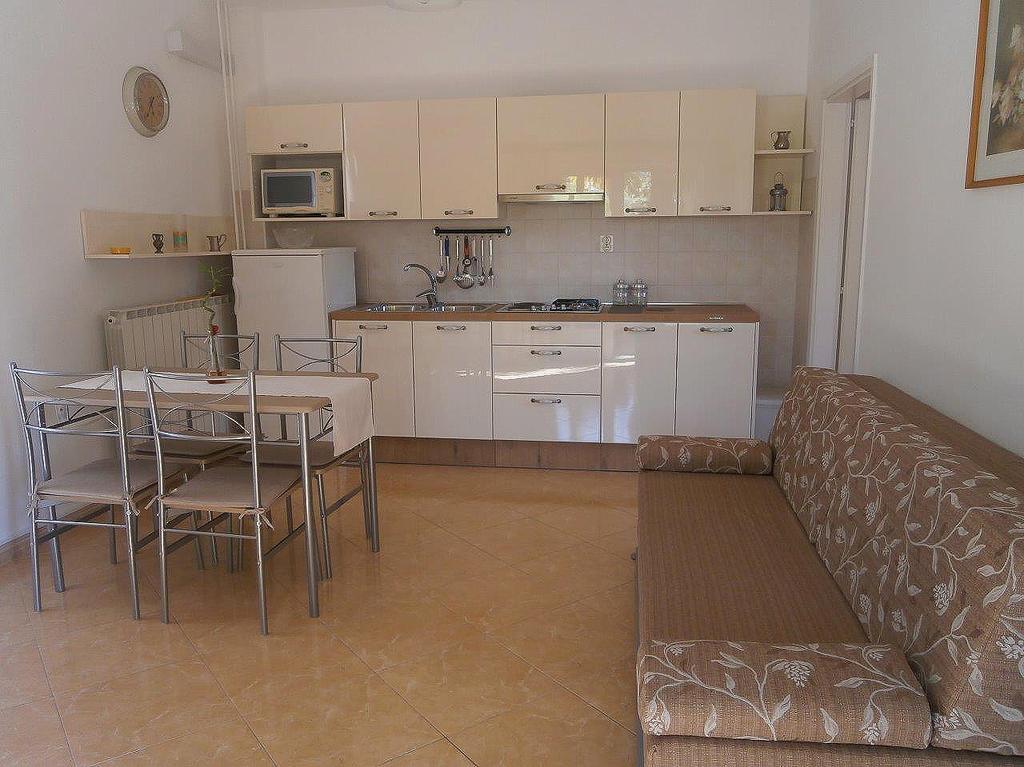 Apartments Nela Porec Esterno foto